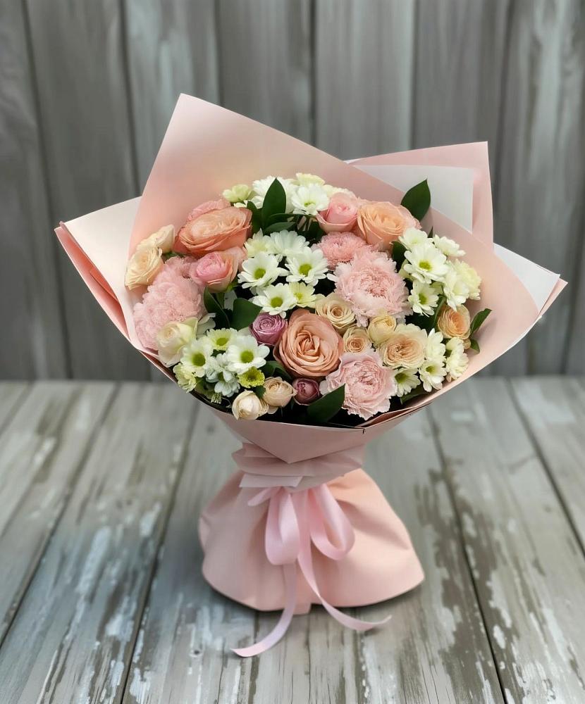 Букет цветов из: Гвоздики, Розы и Хризантемы в Умбе