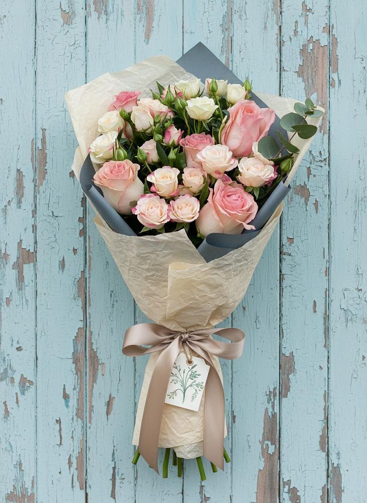 Букет цветов из: Розы в Умбе