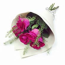 Букет цветов из:  Розы в Умбе