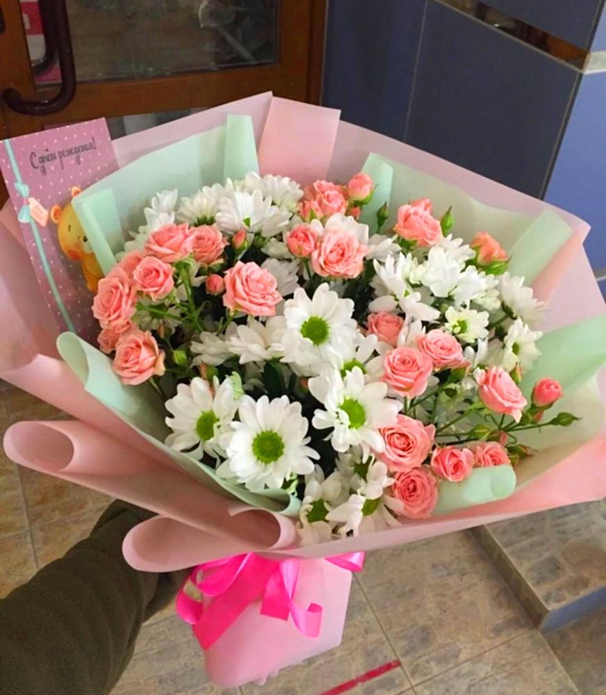 Букет цветов из: Розы и Хризантемы в Умбе