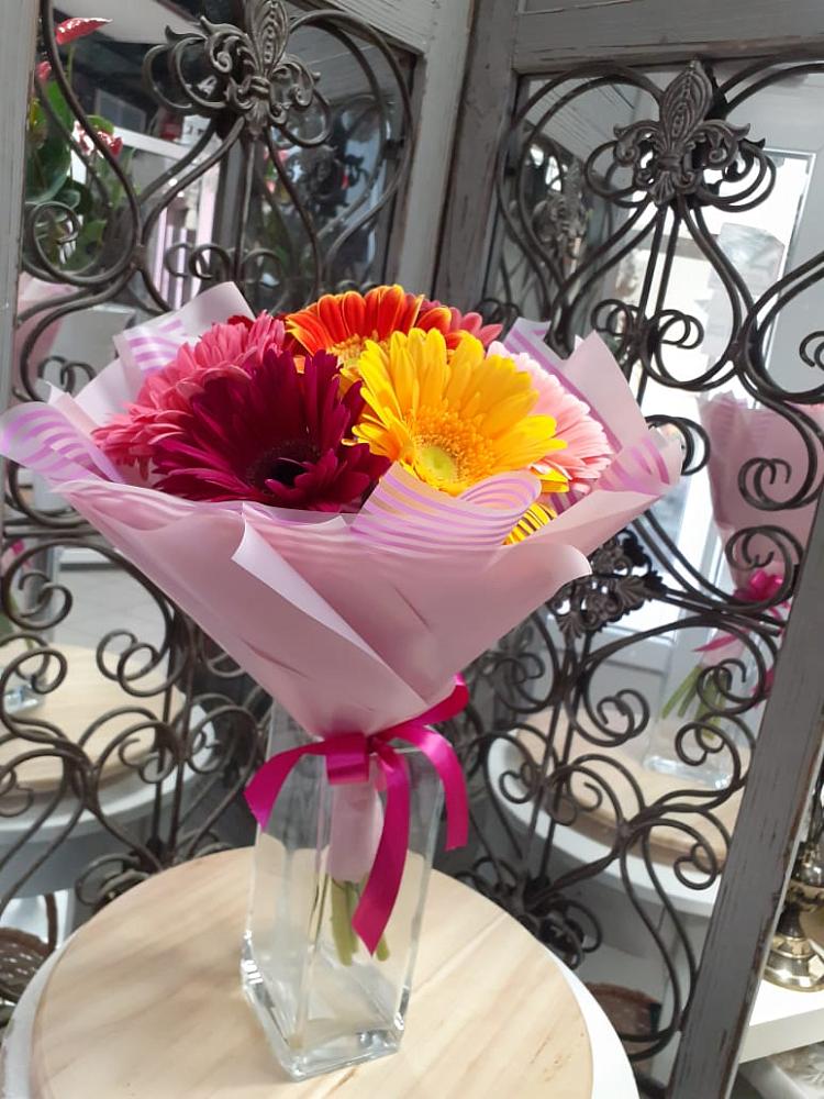 Букет цветов из: Герберы в Умбе