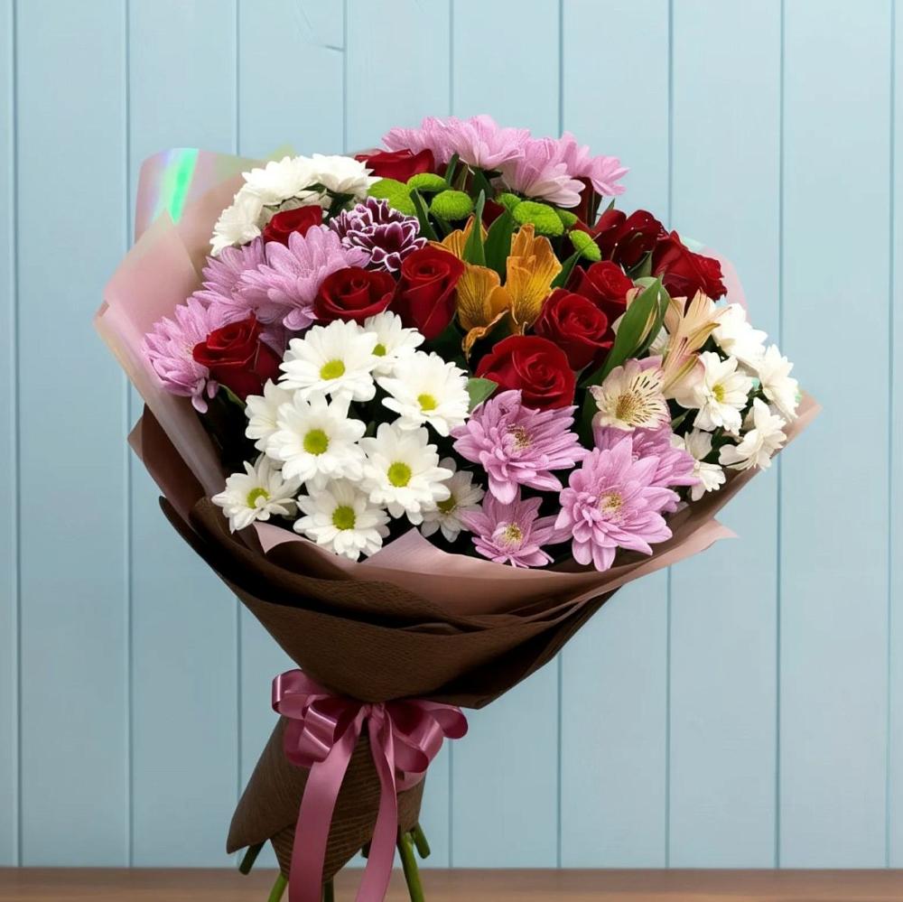 Букет цветов из: Розы, Хризантемы и Альстромерии в Умбе