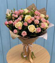 Букет цветов из:  Розы в Умбе