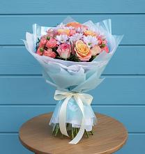 Букет цветов из:  Хризантемы и Розы в Умбе