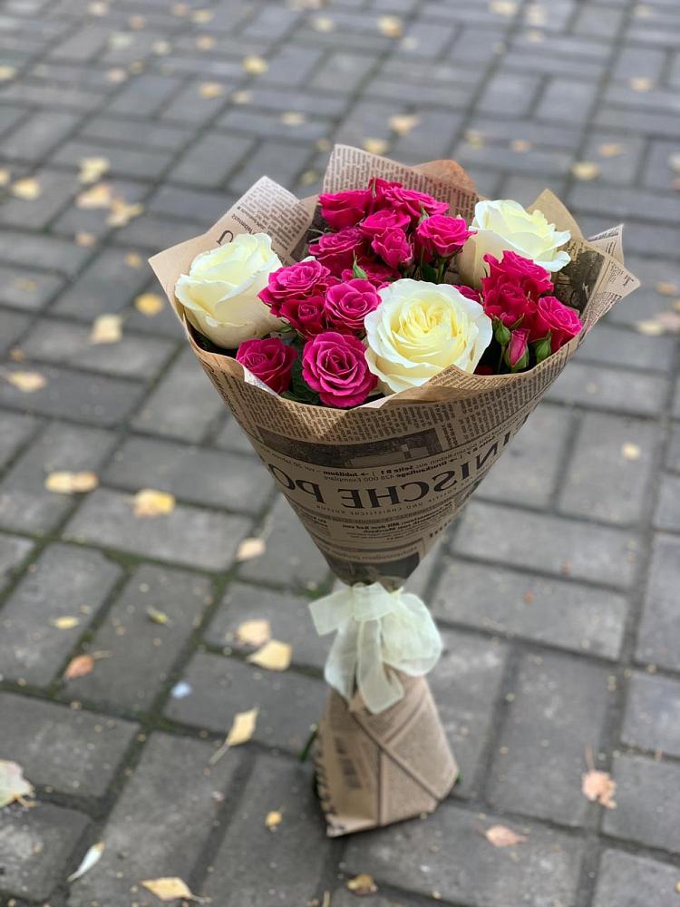 Букет цветов из: Розы в Умбе