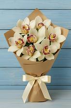 Букет цветов из:  Орхидеи и Розы в Умбе