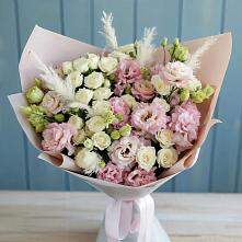 Букет цветов из:  Альстромерии и Розы в Умбе